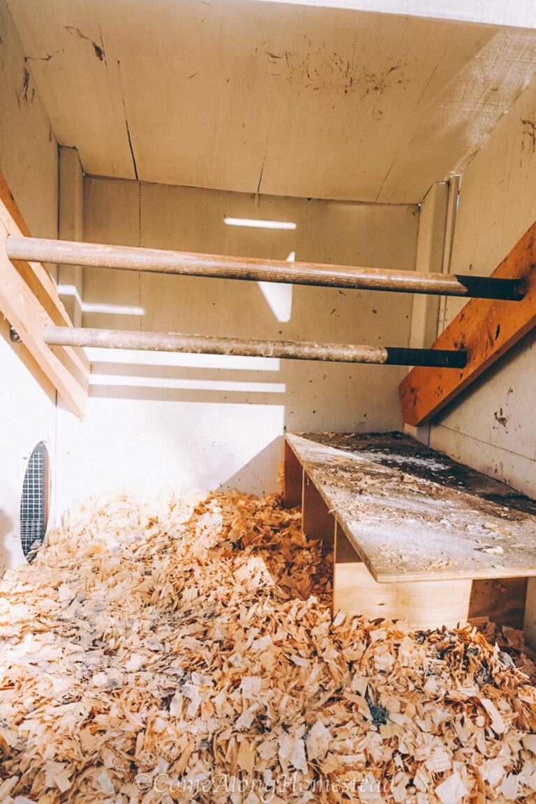 the inside of a chicken coop that is clean